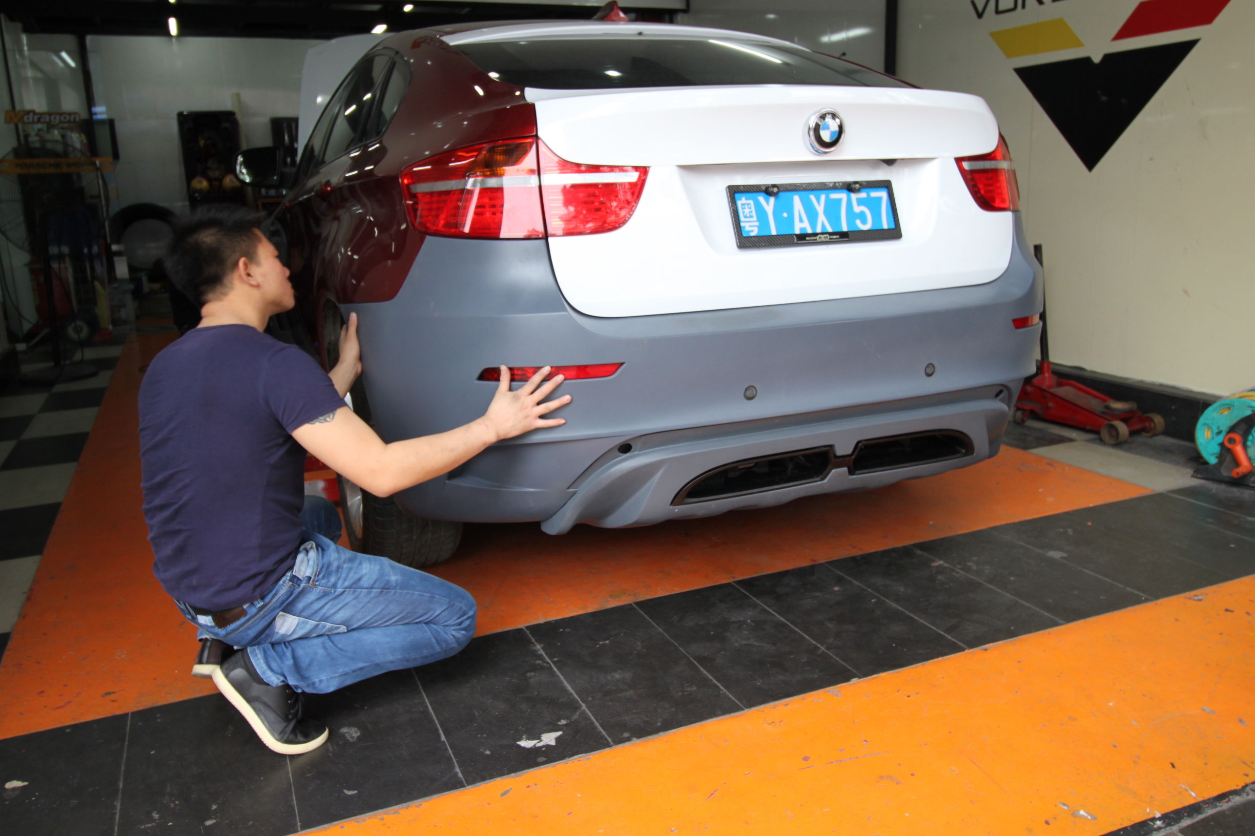 老款宝马x6改大灯和前后包围,宝马x6内外老改新改装案例