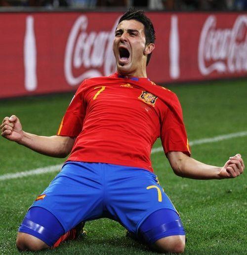 喊罗纳尔多名字的解说,叫罗纳尔多的足球明星