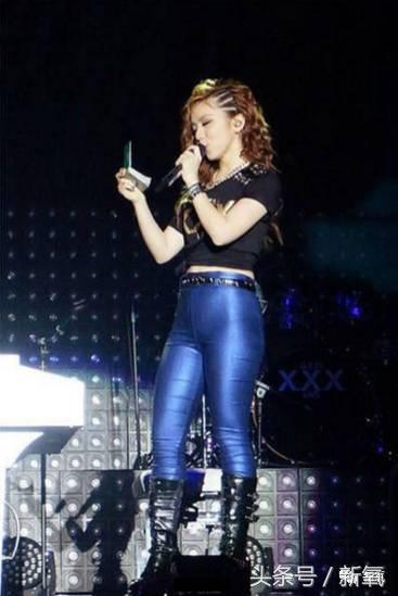 邓紫棋皮裤和别的女星对比,邓紫棋皮裤大盘点