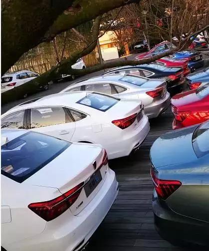 荣威i6建议买吗,试驾荣威ei6旗舰版