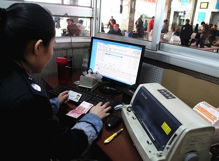 汽车票也要实名制,领长途汽车票能用电子身份证吗