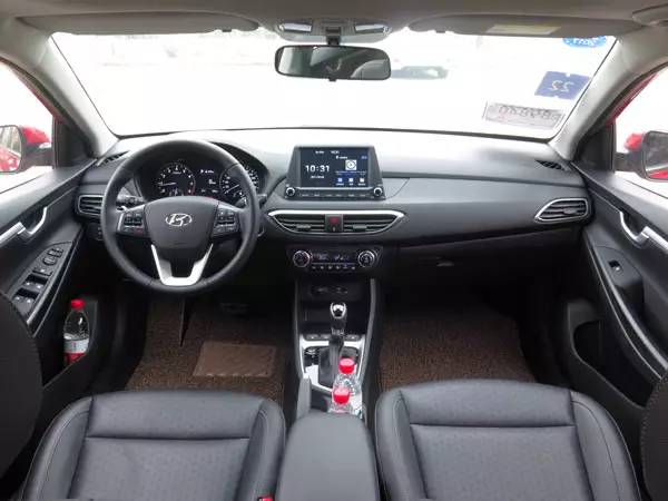 10年现代悦动自动挡试驾视频,北京现代新悦动瑕疵