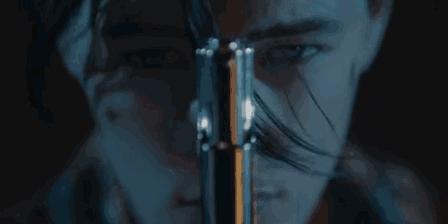 深夜东西｜在男女神之间切换自如的酷女孩，把多少姑娘都掰弯了……