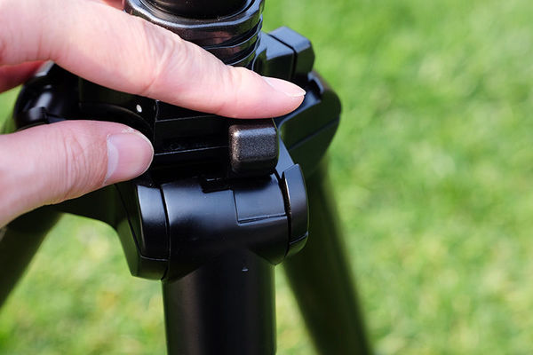 坚固更轻便*钟金**碳纤反折脚架UTC-63体验