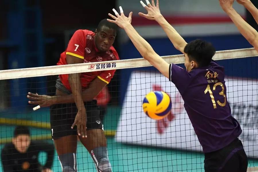 男排小伙子们！没关系，咱们上海见！