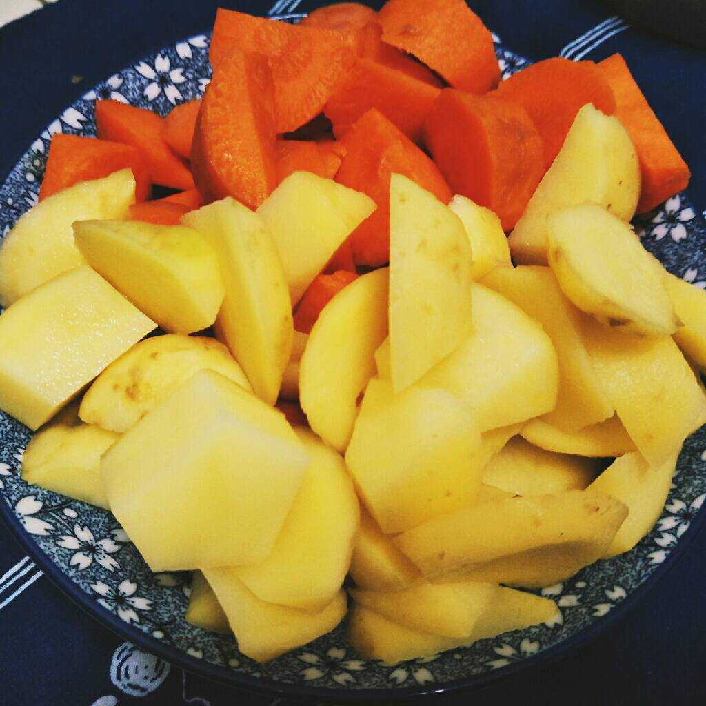 双人份咖喱饭教程,在寝室怎么做菜饭