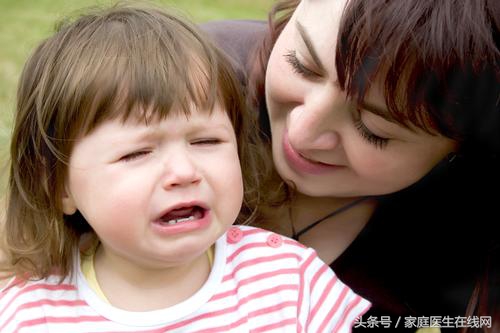 想要孩子腿直怎么做,怎么才能改善孩子腿型