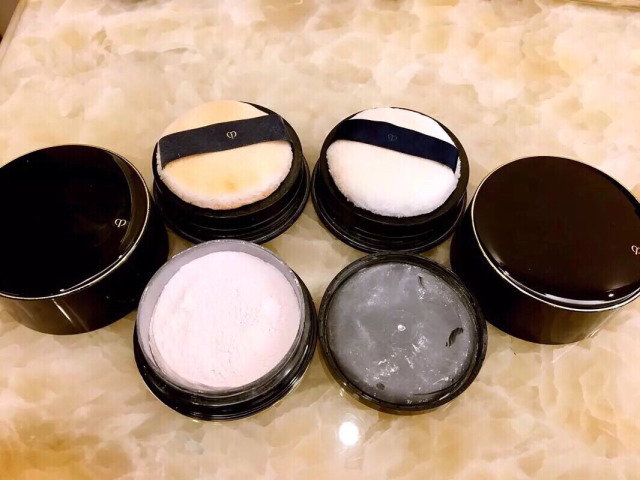 化妆分享：我的全部蜜粉，粉饼合集，并附上每一种的使用心得