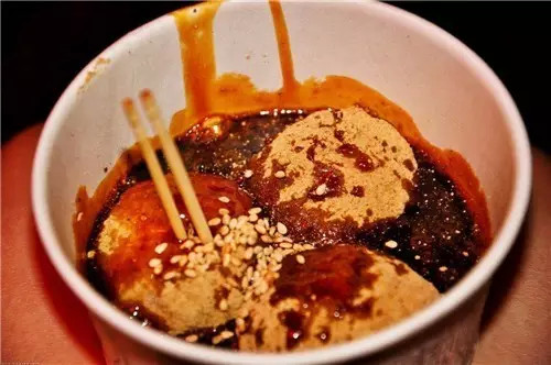 成都宽窄巷子景区特色,成都宽窄巷子有哪些小吃城