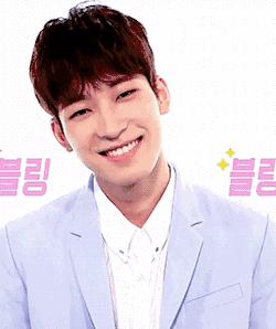 兰蔻秀智新口红 (有谁买过兰蔻秀智同款口红388)