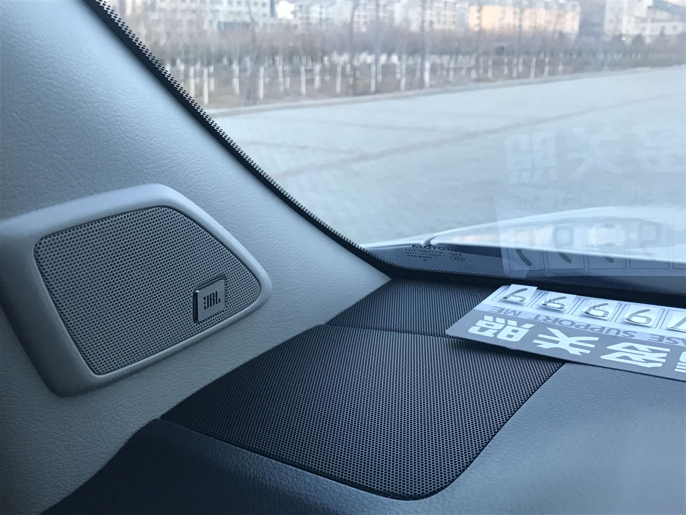 普拉多2700绿皮5座,普拉多2700和普拉多4000驾驶感受