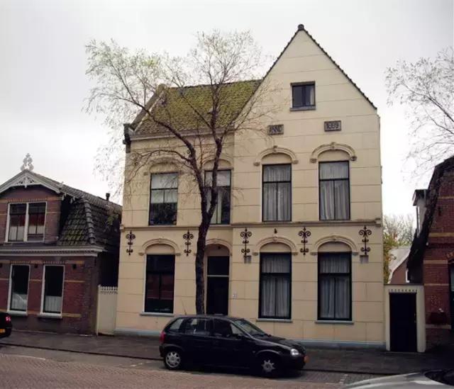 荷兰纪行—风车村与安妮之家（看看荷兰的“四宝”）