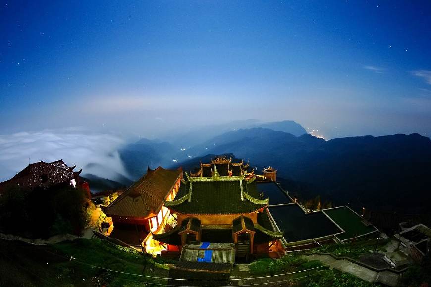 华蓥山地名,华蓥山的由来