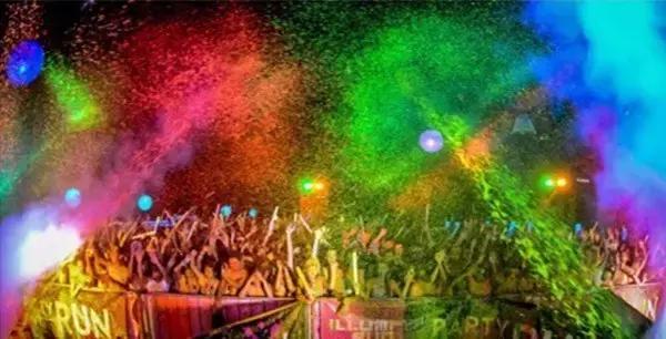 光猪跑的视频,光猪跑北京