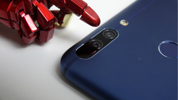 荣耀v9手机评测视频,荣耀v9测评对比荣耀8x