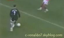 c罗犯罪式过人,这是c罗的难以复制的过人技术