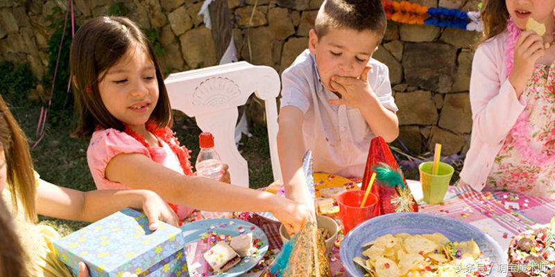 宝贝换牙怎么处理,宝贝换牙时期注意哪些