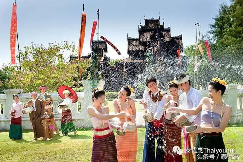 徐朗在泰国泼水节,泰国泼水节狂欢现场视频