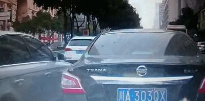 新娘:等我玩完这把联盟在和你结婚