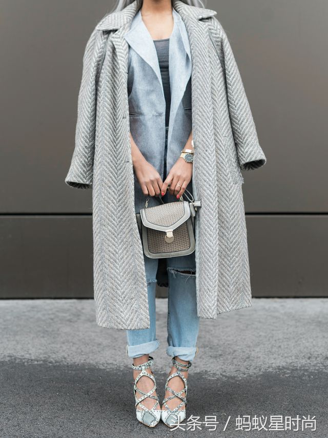 大象灰色的手袋其实很高级