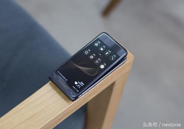 三星w2017还值得入手吗,为什么好多人喜欢三星