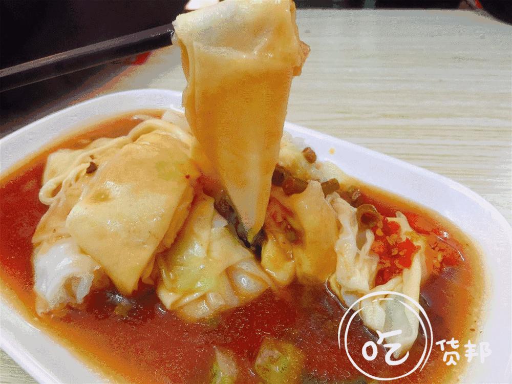 用100元钱吃遍整条小街,用20元吃遍校门口路边摊