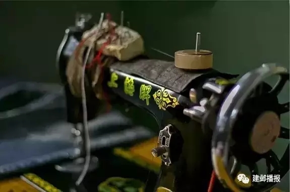 老妈珍藏老古董背带和包被,晒一下老古董