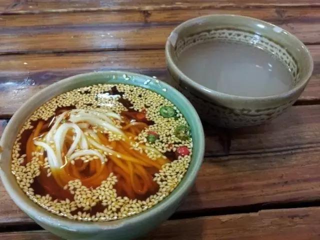 成都必吃的18碗面,成都最好吃的100碗面