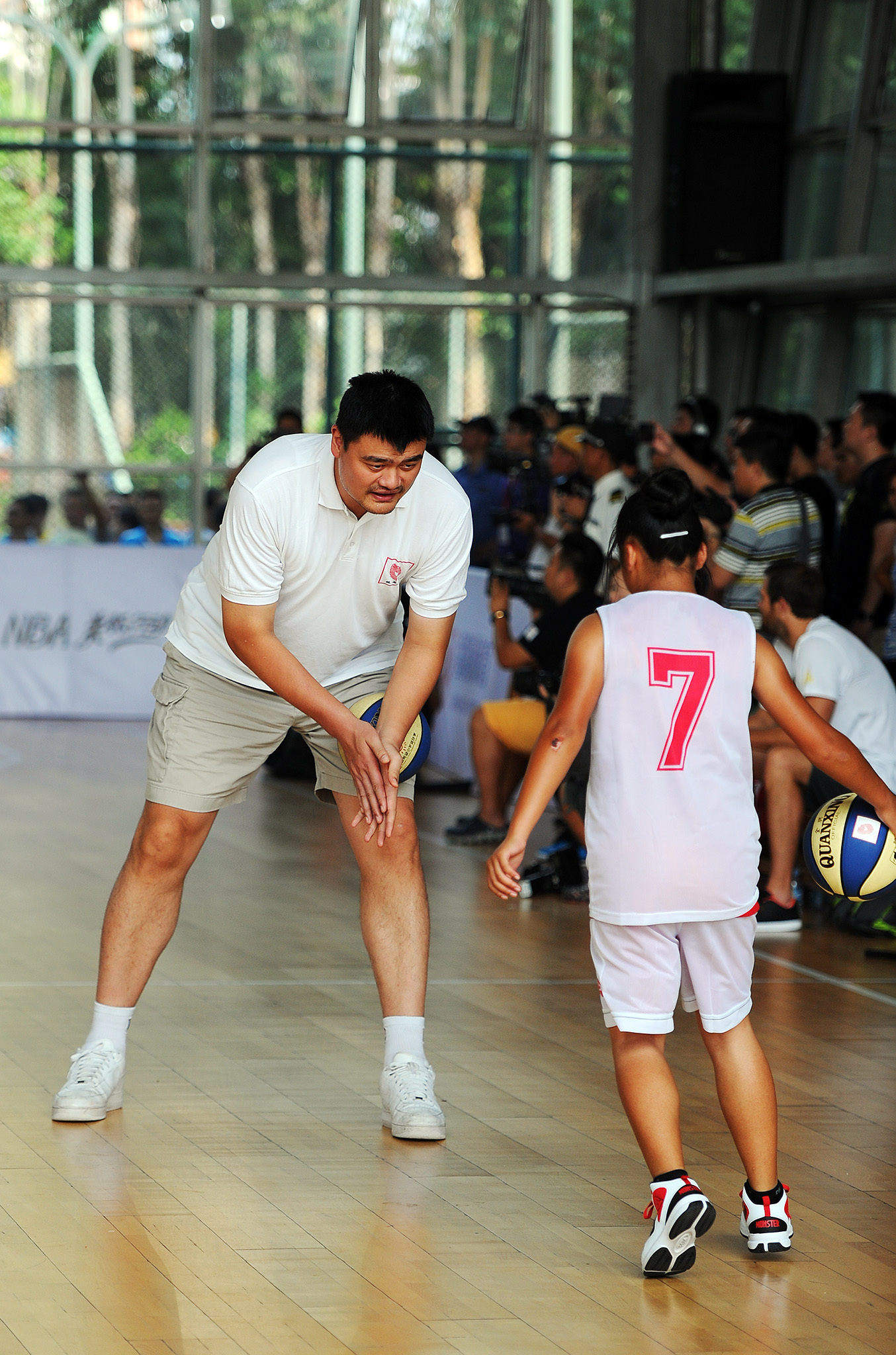 姚明：上场打球是责任，当主席、做公益也是责任