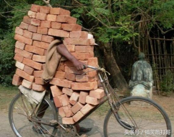 唐僧的坐骑变成了一辆车,现在唐僧骑的白龙马是真的吗