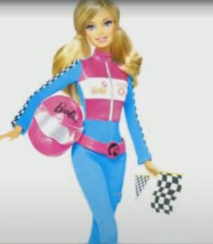 最时尚芭比娃娃服装,芭比娃娃怎么改变时尚穿搭