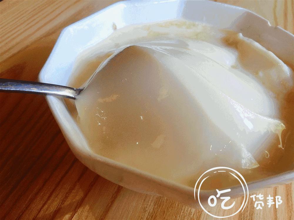 用100元钱吃遍整条小街,用20元吃遍校门口路边摊