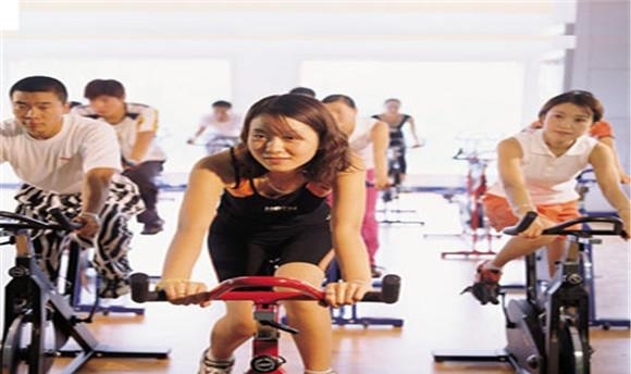 天下没有减不了的肥肉，只有不想减肥的决心！Comeon！