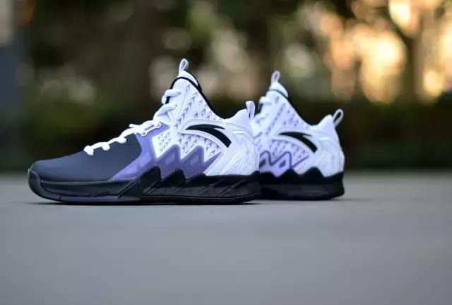 我在安踏官网定制了双鞋,成品真的惊艳到了我自己!