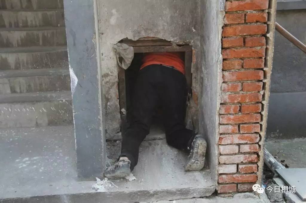 很多好人好事就在我们身边,这些拾金不昧的行为值得点赞