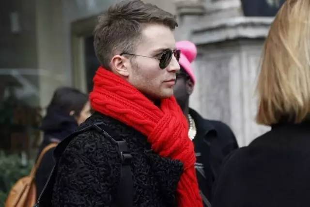 今年最新款的男装搭配,男装的各种色系穿搭你值得拥有