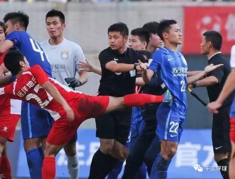 读“董”足球第190期——中超彻底“火”了，原因居然是“一脚定乾坤”