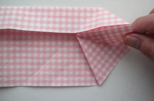 组合心形礼品盒折纸图解教程,心形折纸收纳盒教程简单