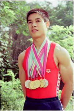 李宁从亏损到崛起的原因分析,李宁2022净利润下滑原因