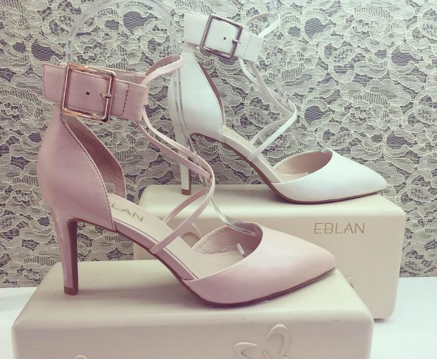 今日最流行的几款美鞋,能让你穿出时尚感的爆款美鞋