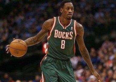 骑士新援，“诗人”拉里桑德斯到底何许人也？