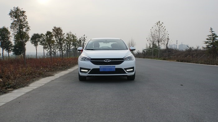 居家代步新能源车推荐10万,家用轿车奇瑞艾瑞泽5