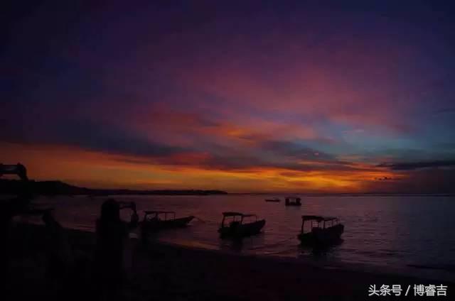 体验过你从未体验过的情感,体验你没体验过的人生