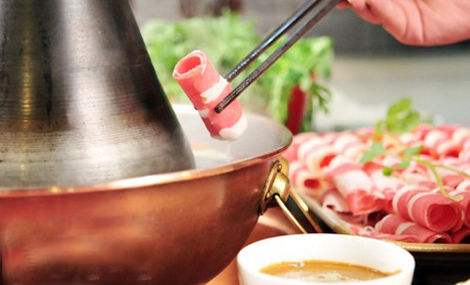 涮羊肉的鼻祖竟然是忽必烈，尔后他又发明了冰激凌