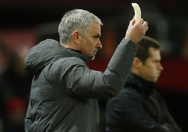 魔力鸟穆里尼奥狂奔,魔力鸟在曼联拿了哪三个冠军