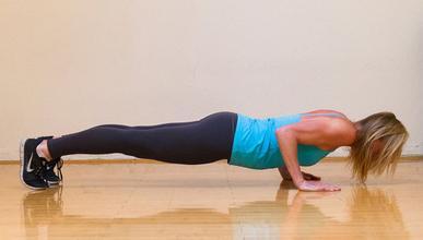 背宽厚怎么锻炼成美背,瘦背美背训练