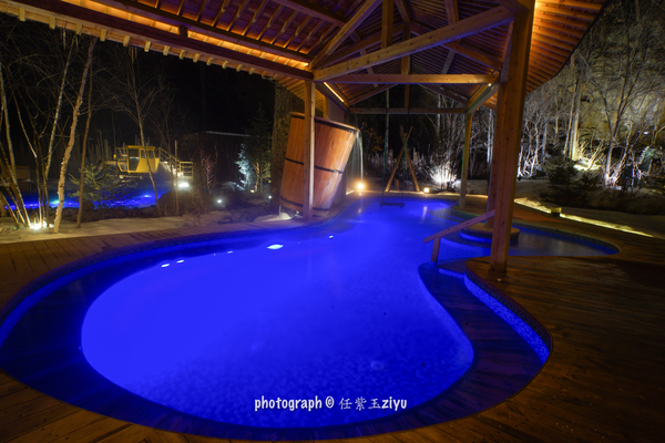 冬日的浪漫游山玩水泡温泉,又可以看雪又可以泡温泉的地方