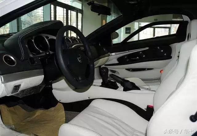 光冈大蛇国宝级跑车,日本光冈大蛇超跑多少钱