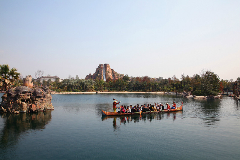 上海迪士尼乐园2天一夜游玩攻略,上海迪士尼2天游玩攻略