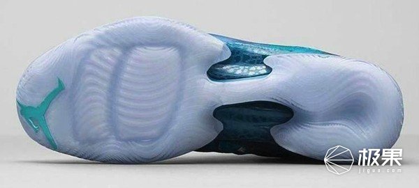 你从不注意的鞋底花纹,却成了乔丹科比封神的“秘密”